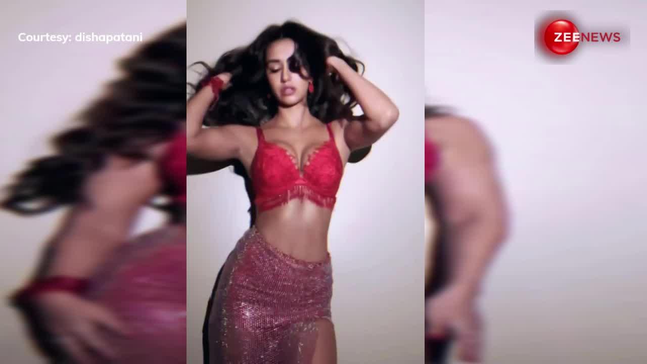 लाल रंग की आउटफिट में Disha Patani ने गिराई बिजली, लोगों ने कहा- इतनी हॉटनेस देख फोन गर्म हो गया