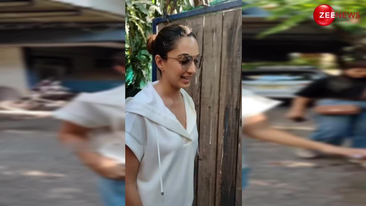 ढीली-ढीले से कपड़े पहन एक बार फिर दिखीं Kiara Advani, लोगों ने उड़ा डाला मजाक;बोले- शादी के बाद हाल क्यों बिगाड़ लिया ?