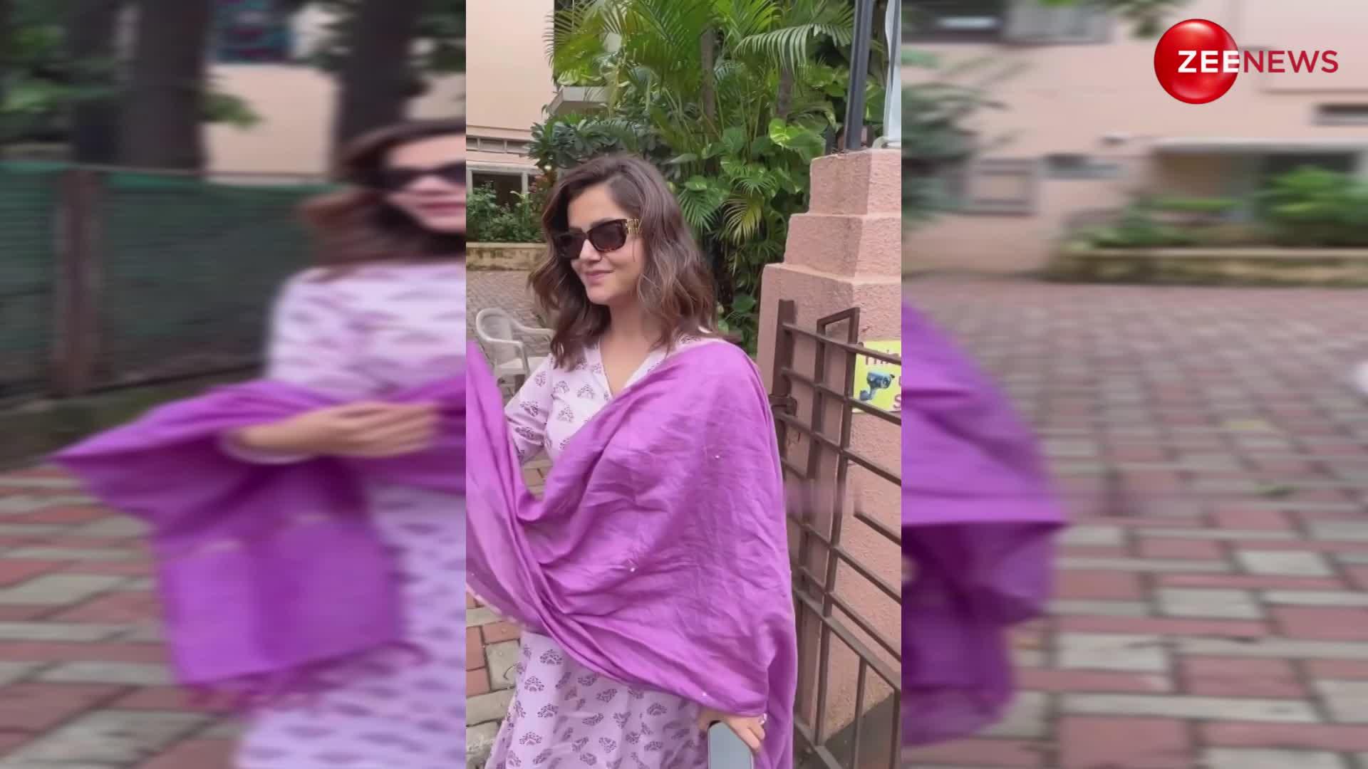 हाय! लैवेंडर कलर के सूट में बला की खूबसूरत दिखीं Rubina Dilaik, ट्रेडिशनल अवतार में खींच लिया लोगों का ध्यान