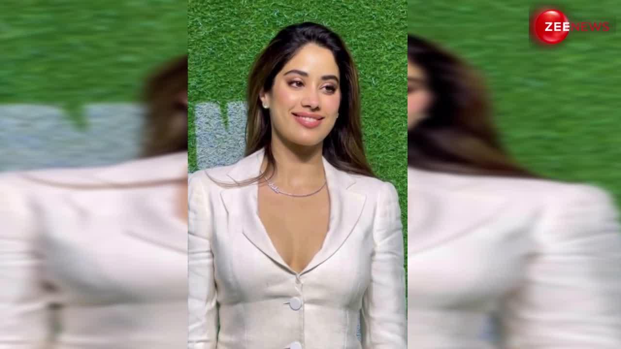 बॉयफ्रेंड Shiku के नाम का नेकलेस पहन इवेंट में पहुंची Janhvi Kapoor, देख फैंस बोले- Turu Lobe