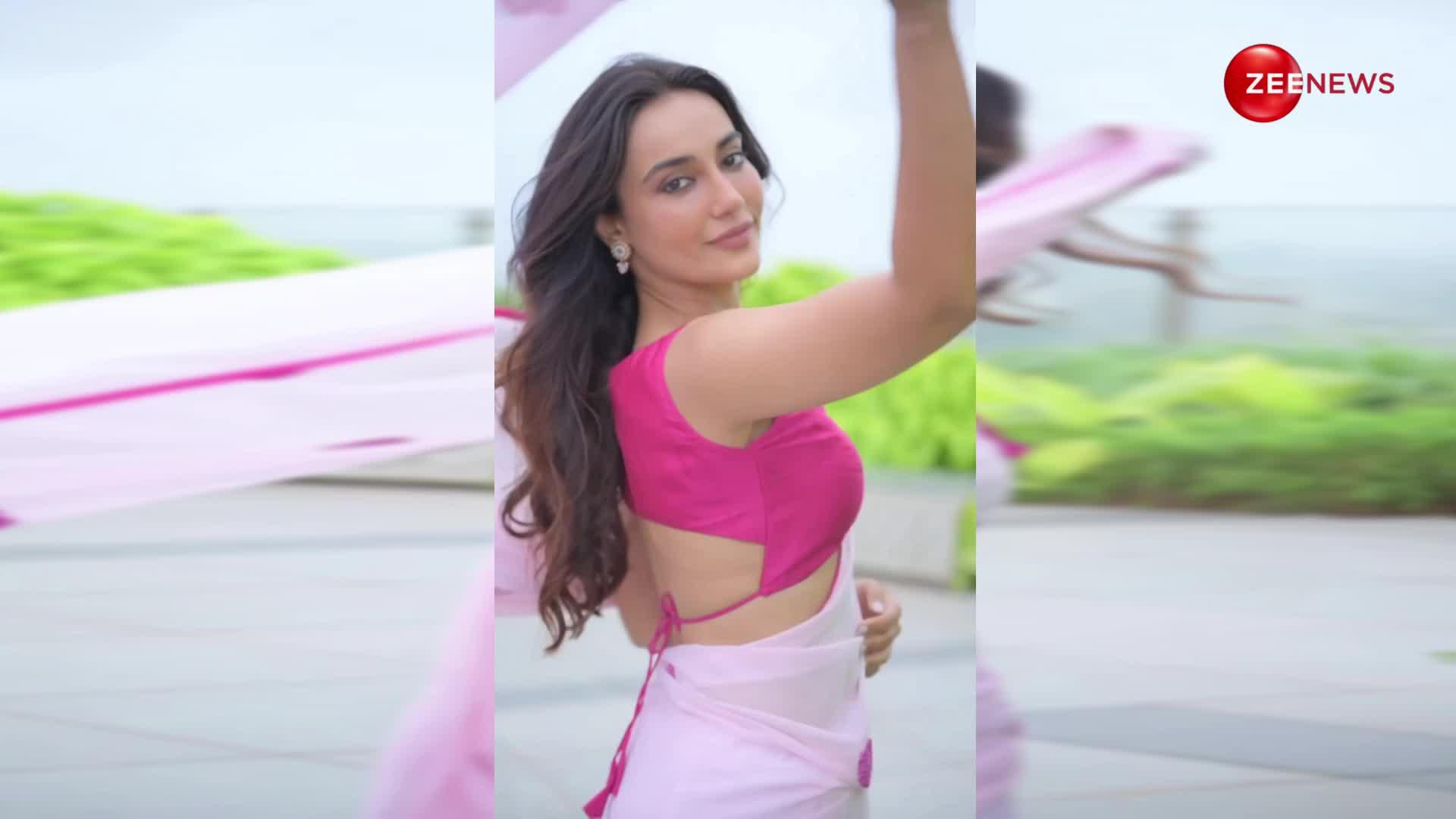 Surbhi Jyoti ने पिंक और व्हाइट साड़ीं दिखाए जलवे, सादगी के फैन हुए लोग