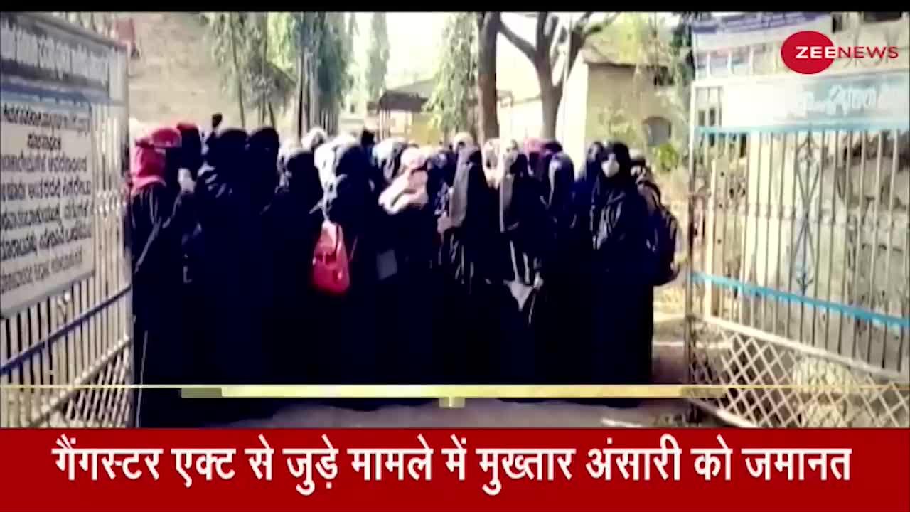 Taal Thok Ke (Special Edition): Hijab Row - कोर्ट में केस तो सड़क पर संग्राम क्यों?