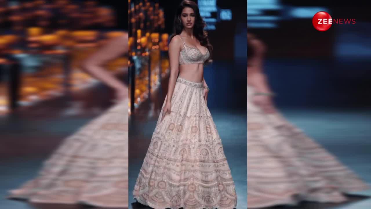 लहंगे पर डीपनेक ब्लाउज पहन Disha Patani ने गिराई अदाओं से बिजली, देख बस यहीं अटक जाएगी नजर