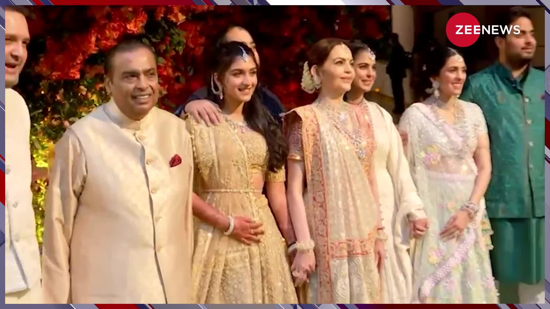 Video: ट्रेडिशनल अंदाज में अपने घर Antilia में Nita Ambani ने किया बहू Radhika Merchanrt का स्वागत, वीडियो हुआ वायरल