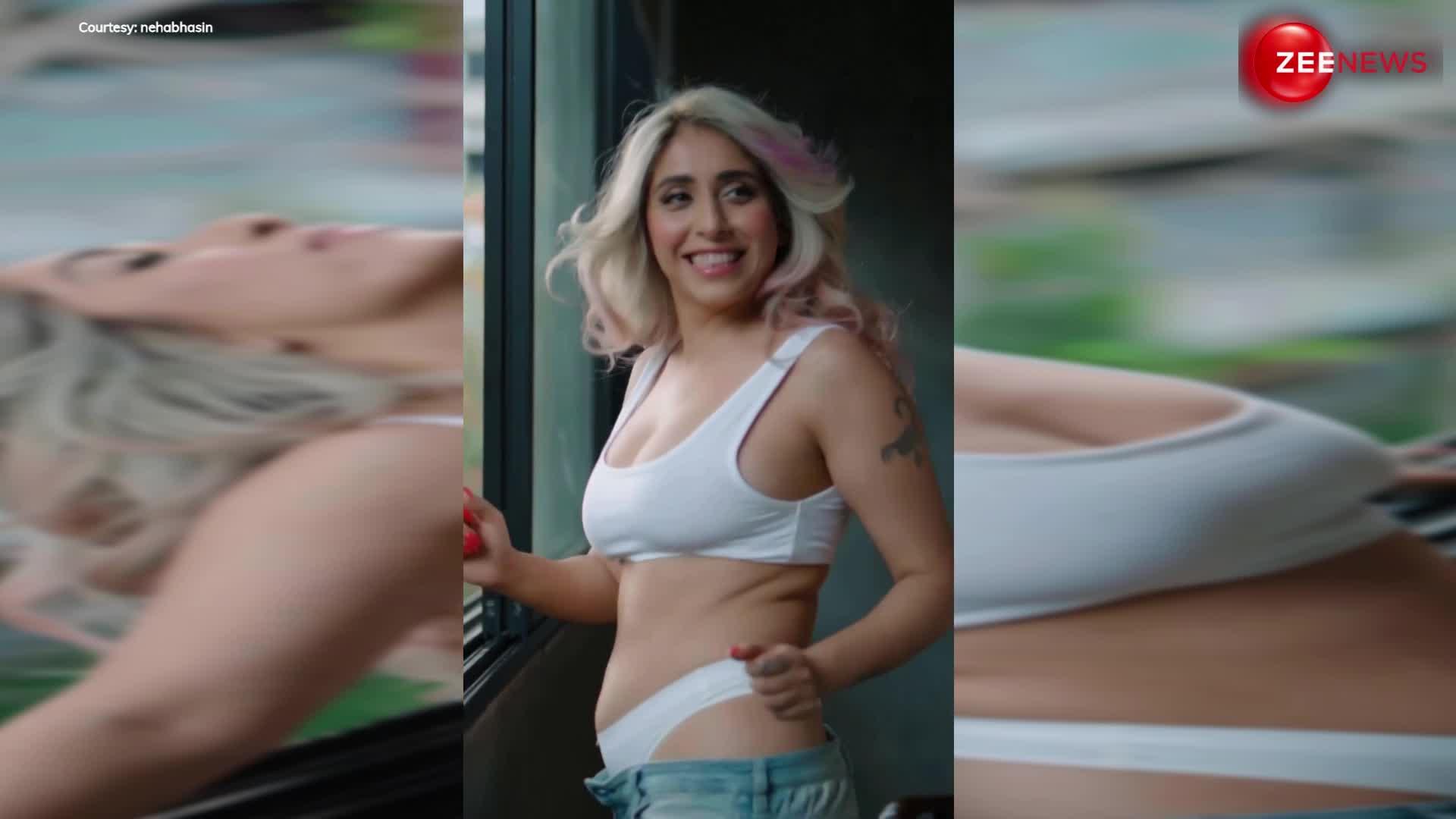 आधी पैंट बदन से निकालकर Neha Bhasin ने दिखाया अपना अब तक का हॉटेस्ट लुक