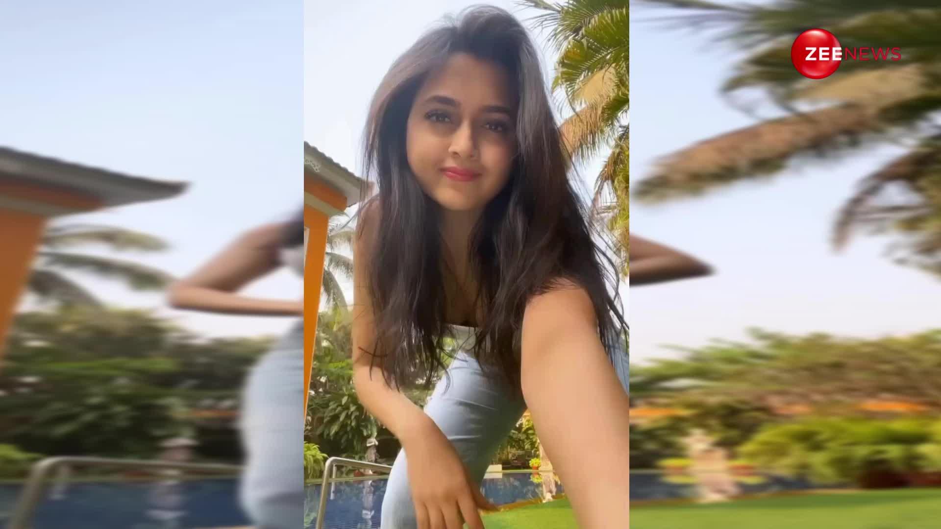 Tejasswi Prakash ने सफेद क्रॉप टॉप में किया मस्ती भरा डांस, अदाओं पर दिल हार बैठे फैंस