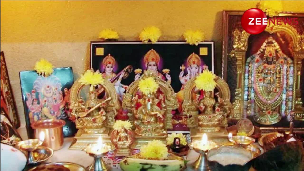 Puja Vidhi: पूजा के समय भूलकर भी न करें ये छोटी सी गलती, पुण्य नहीं पाप का बन जाएंगे भागीदार