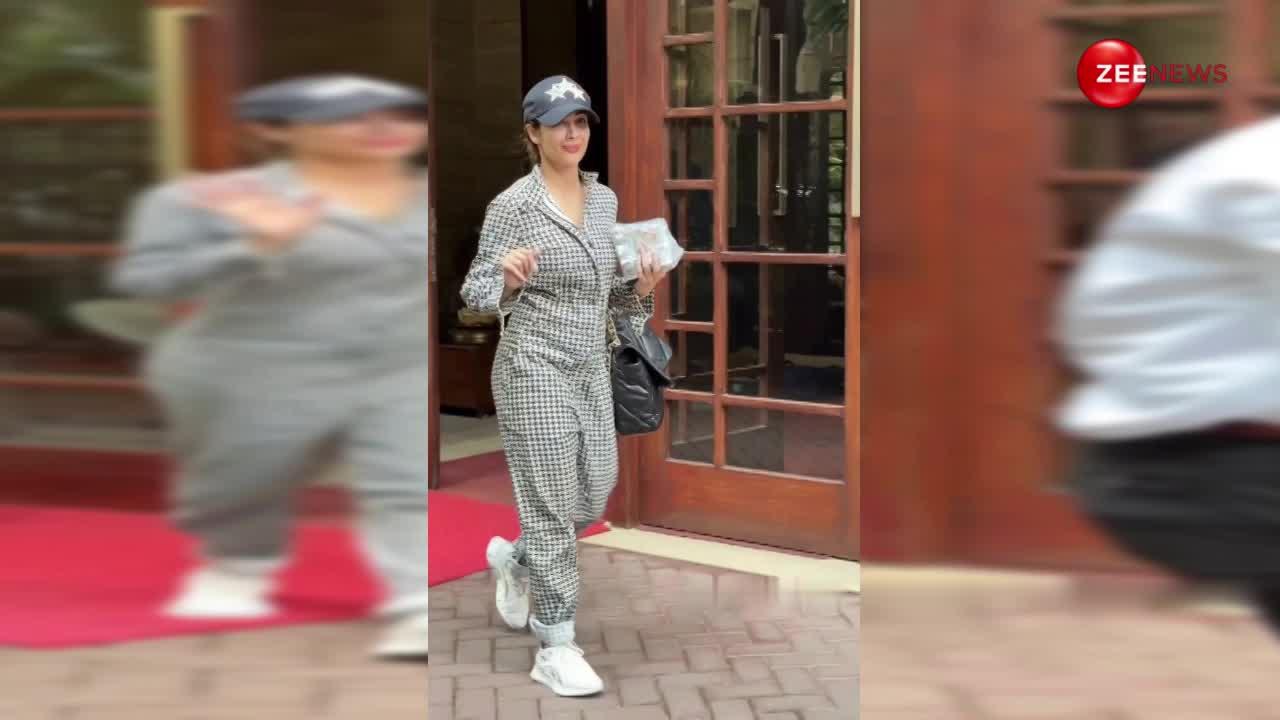 हद से ज्यादा बिंदास अंदाज में दिखीं Malaika Arora, अदाओं से ढाया ऐसा कहर; देख मर-मिटे फैंस