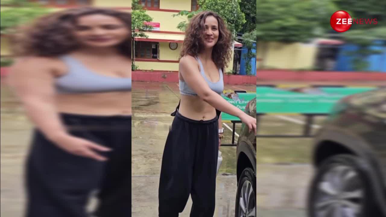 Aisha Sharma ने बोल्डनेस में अपनी ही बहन को पछाड़ा, अब इतने हॉट अवतार में आईं तो देख छूटा फैंस का पसीना