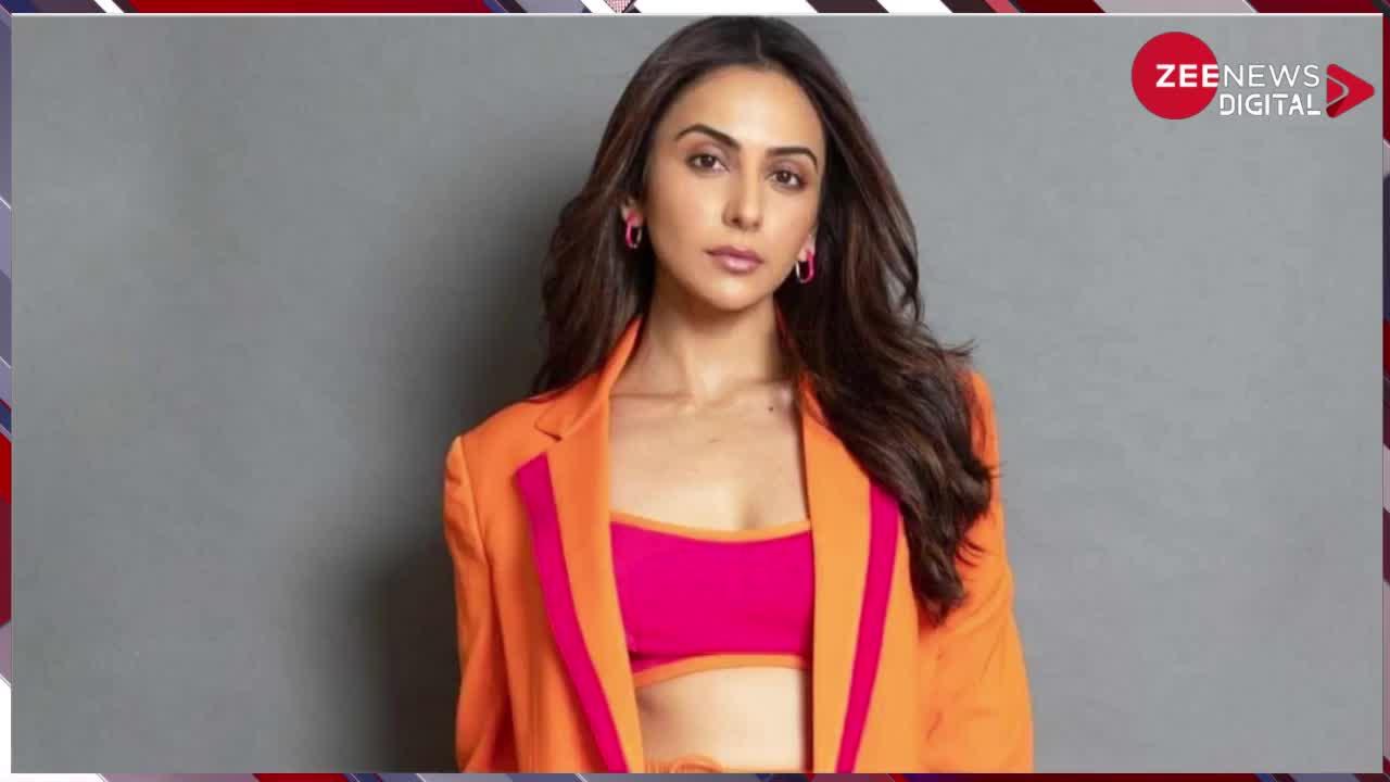 Besan Scrub For Glowing Skin: चेहरे पर इस तरह से लगाएं बेसन, Rakul Preet जैसा बनेगी स्किन