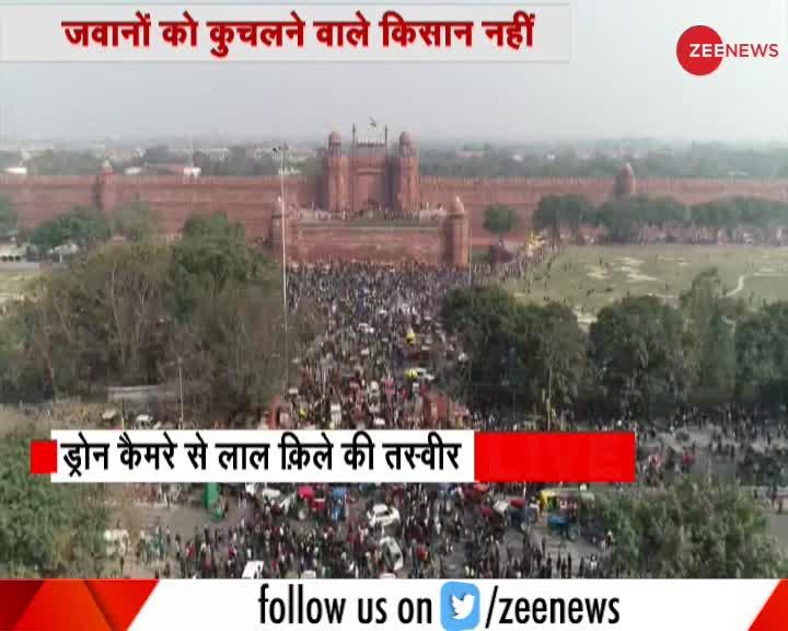 Delhi Violence: America के Capitol Hill जैसा माहौल Delhi के Red Fort में भी, प्रदर्शनकारी हुए बेकाबू