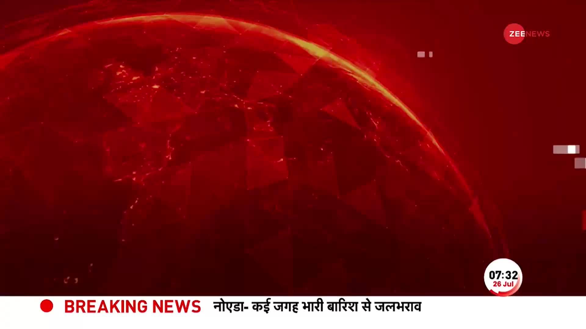 Delhi Weather News Update: झमाझम बारिश से ITO की सड़कों पर भरा पानी, लोगों की बढ़ाई मुश्किलें