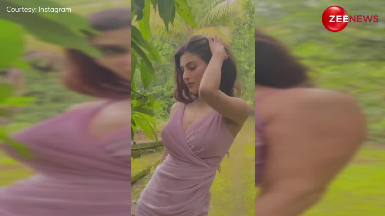 एक बार फिर स्लिट कट आउटफिट में Mouni Roy ने चली ऐसी सेक्सी चाल, शर्म-मर्यादा भूल दिखा गईं पूरा हुस्न