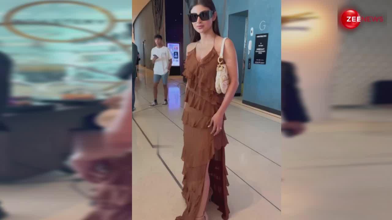 Mouni Roy ब्राउन कलर की ड्रेस में लड़खड़ाईं, देख ट्रोल्स बोले- जब चला नहीं जाता तो पट्टा क्यों पहनती हो आंटी