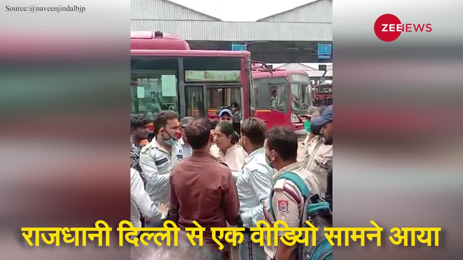 Delhi: लखनऊ वाली लड़की के बाद इन महिला का थप्पड़ मारने वाला वीडियो हुआ वायरल