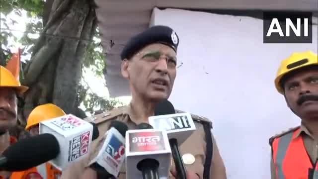 बिल्ली को भा गया पुलिस स्टेशन! सीनियर पुलिस इंस्पेक्टर की कुर्सी पर जाकर किया ये काम, वीडियो हुआ वायरल