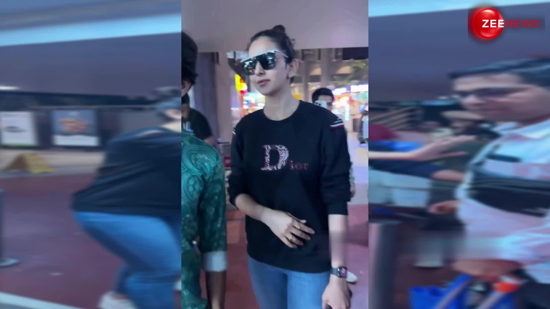 Rakul Preet के साथ फोटो खिचवा रहा था फैन तभी बॉडीगॉर्ड ने कर दी ऐसी हरकत कि एक्ट्रेस ने बोल डाली ये बात