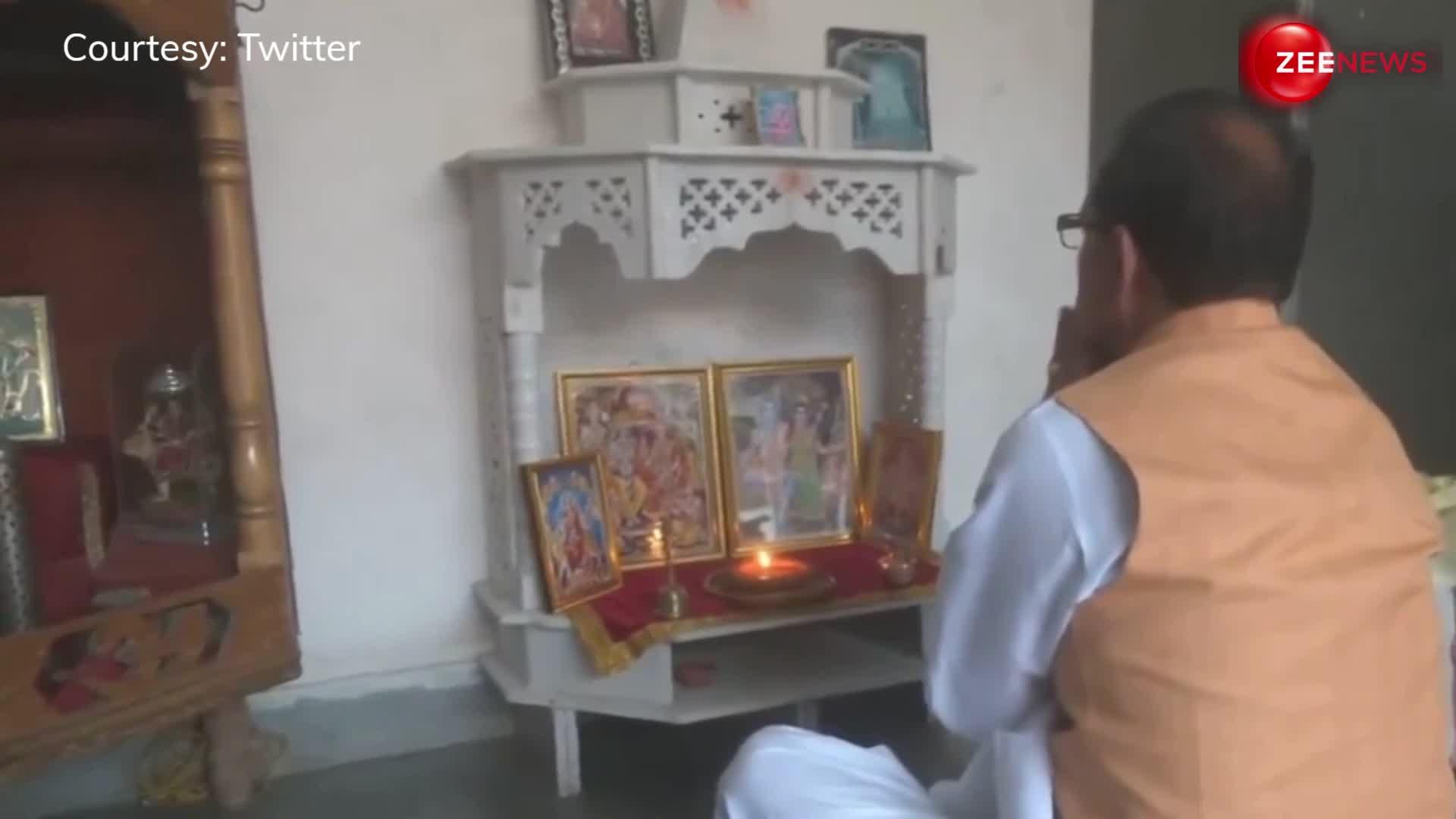 मतदान से पहले पूजा-पाठ में लगे विदिशा से भाजपा उम्मीदवार Shivraj Singh Chauhan,  देखें ये वीडियो